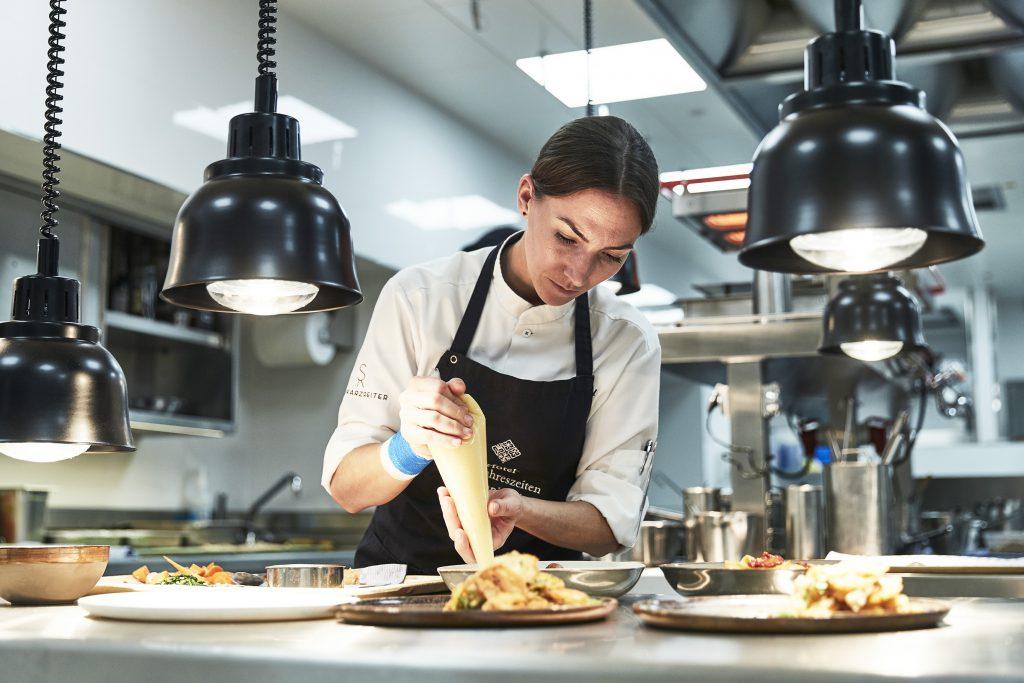 Schwarzreiter Hotel Vier Jahreszeiten Kempinski München 